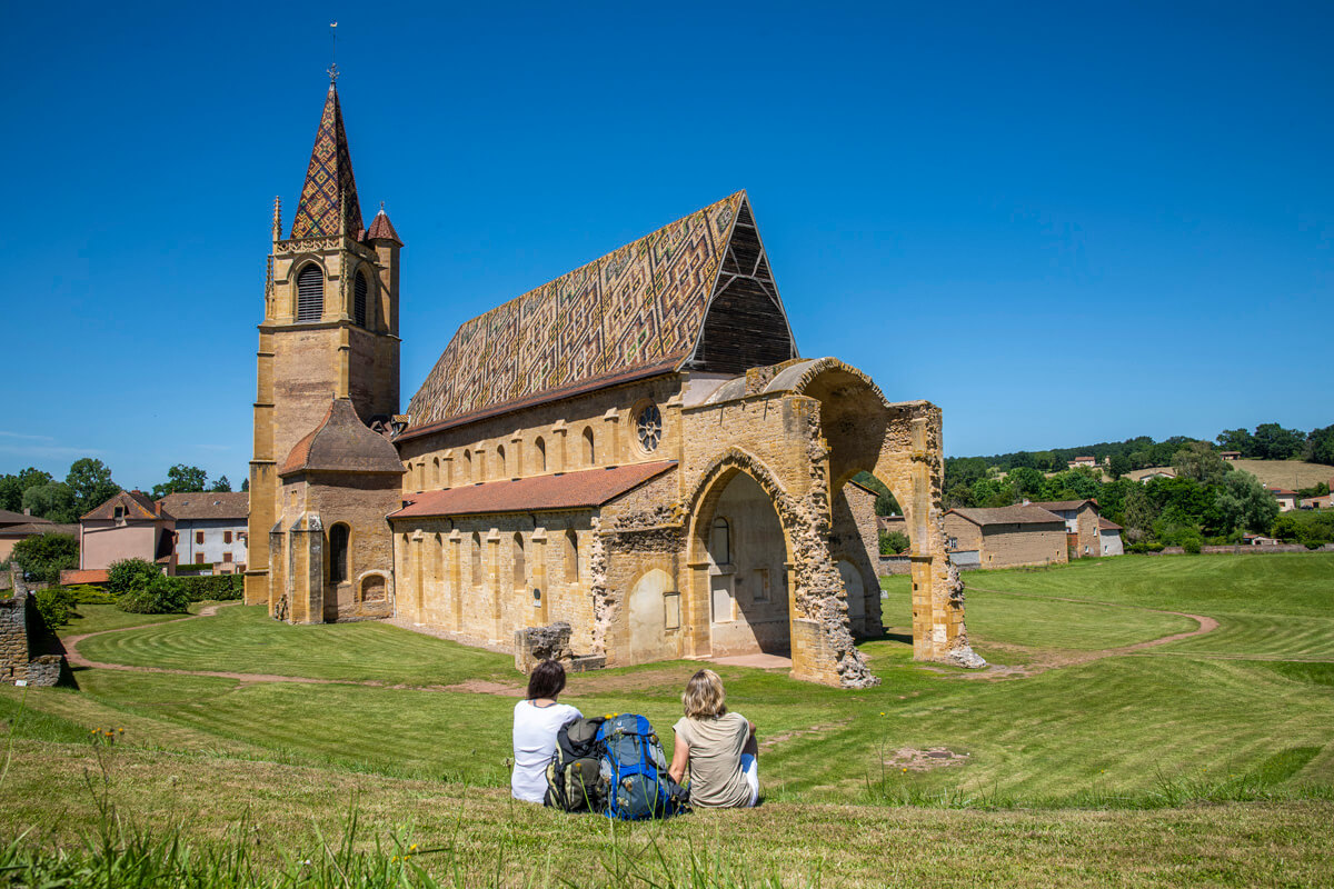 L'abbaye de la Bénisson Dieu est sur le chemin de la Via Sancti Martini