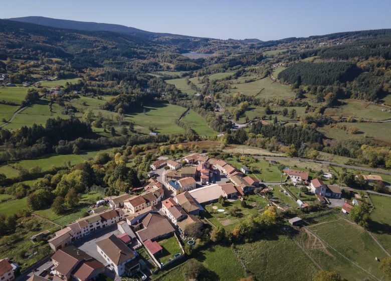 Village de Saint-Priest-la-Prugne