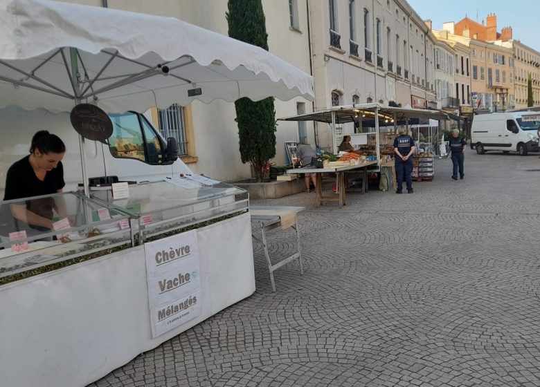 Marché – Place Clémenceau