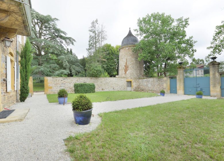 Les hébergements insolites du Domaine ForRest