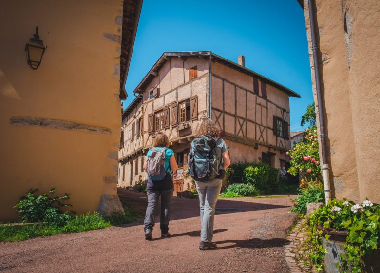 Via Sancti Martini : Saint-Georges-de-Baroille / Les Biefs