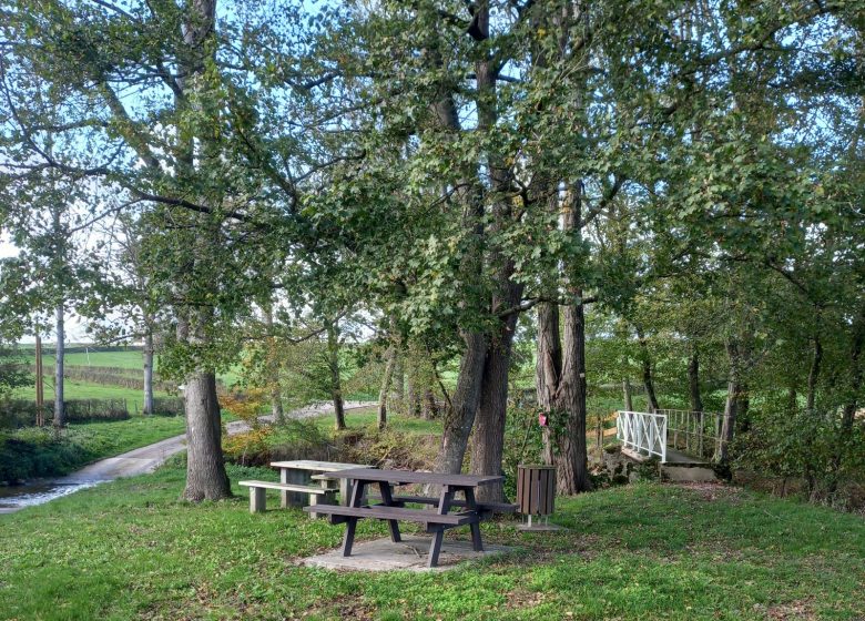 Passage à Gué picnic area