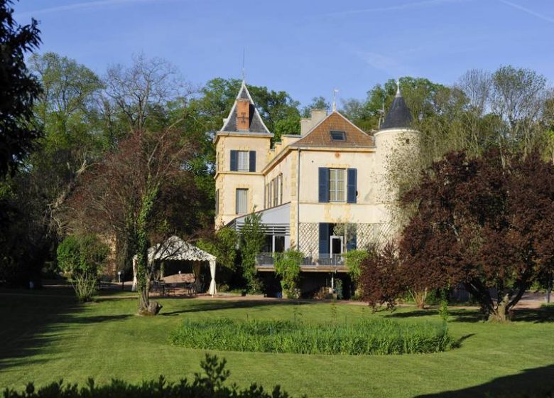Le Château de Champlong Hotel **** Tafelgolf & Spa