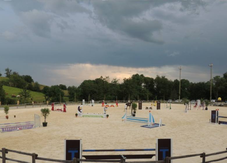 Equestrian center "Les Ecuries de Fay"