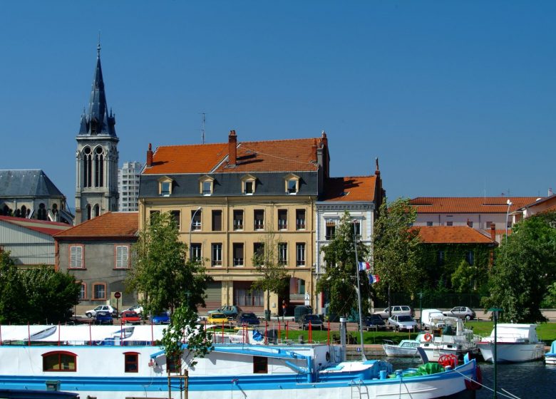 Entre Véloire et Villages de Caractère – 2j/1n – En boucle à partir de Roanne