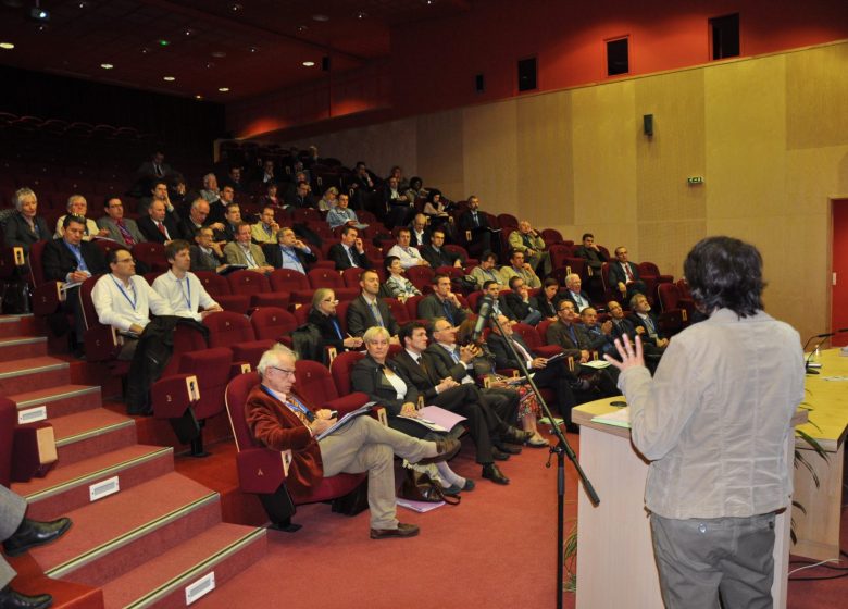 Konferenzraum Centre Pierre Mendès Frankreich