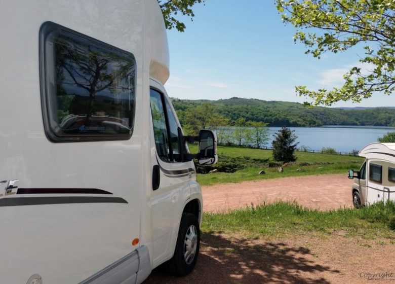 Camperservice en parkeerplaats